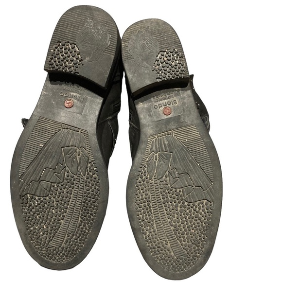 Blondo - Women’s Buckle Suede Ankle Booties - Picture 7 of 9